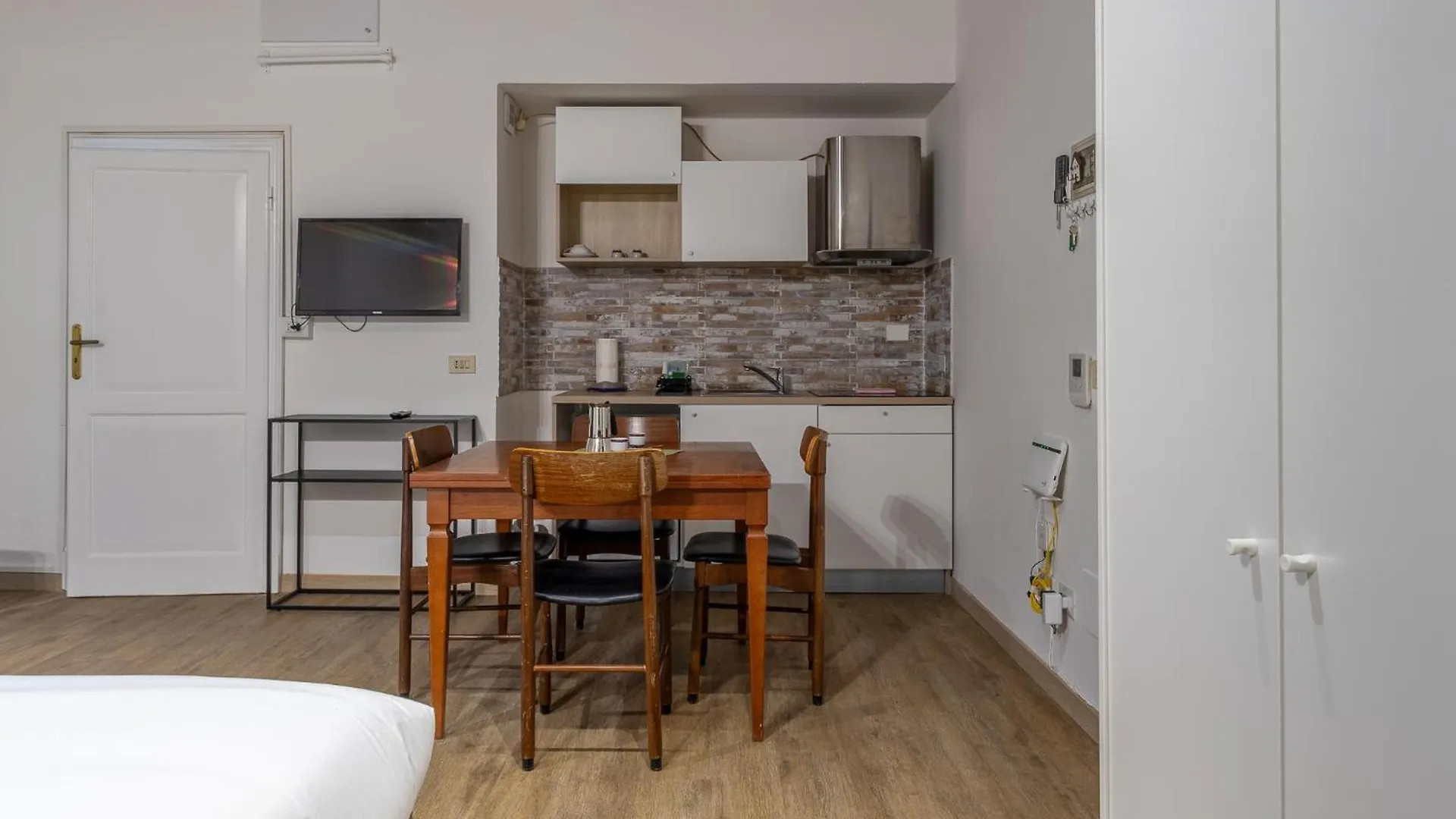 Housmart Moline 20 Διαμέρισμα Μπολόνια 0*,